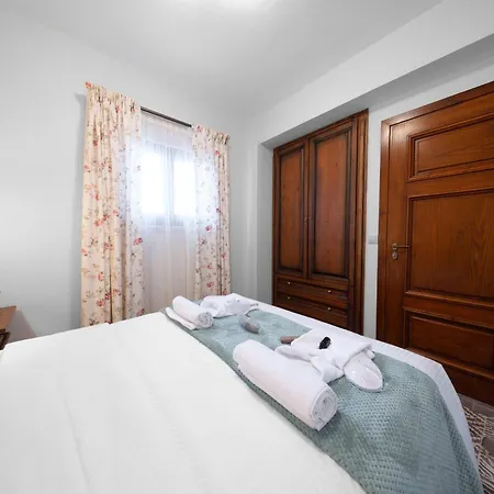Le Mont - Your Private Mountain Retreat Villa Arachova